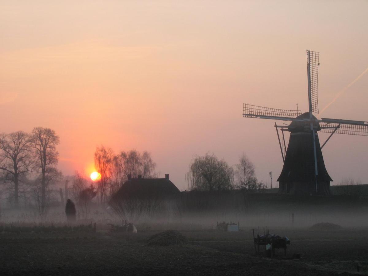 Waerdenhoeve Waardenburg エクステリア 写真